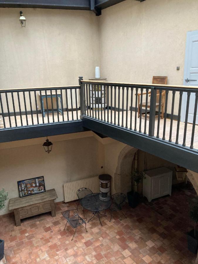 Maison La Tourelle Бом-ле-Дам Екстериор снимка