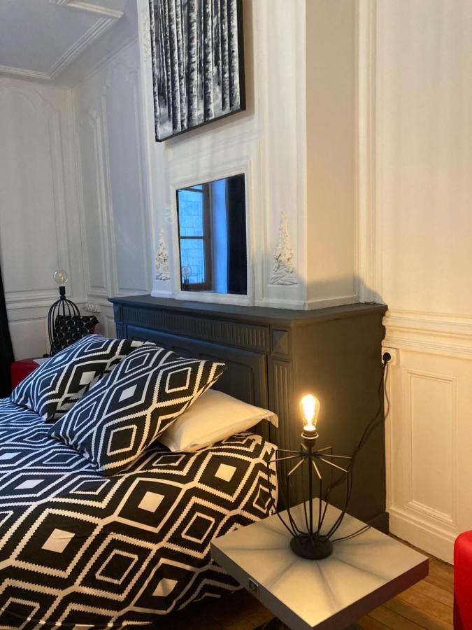 Maison La Tourelle Бом-ле-Дам Екстериор снимка